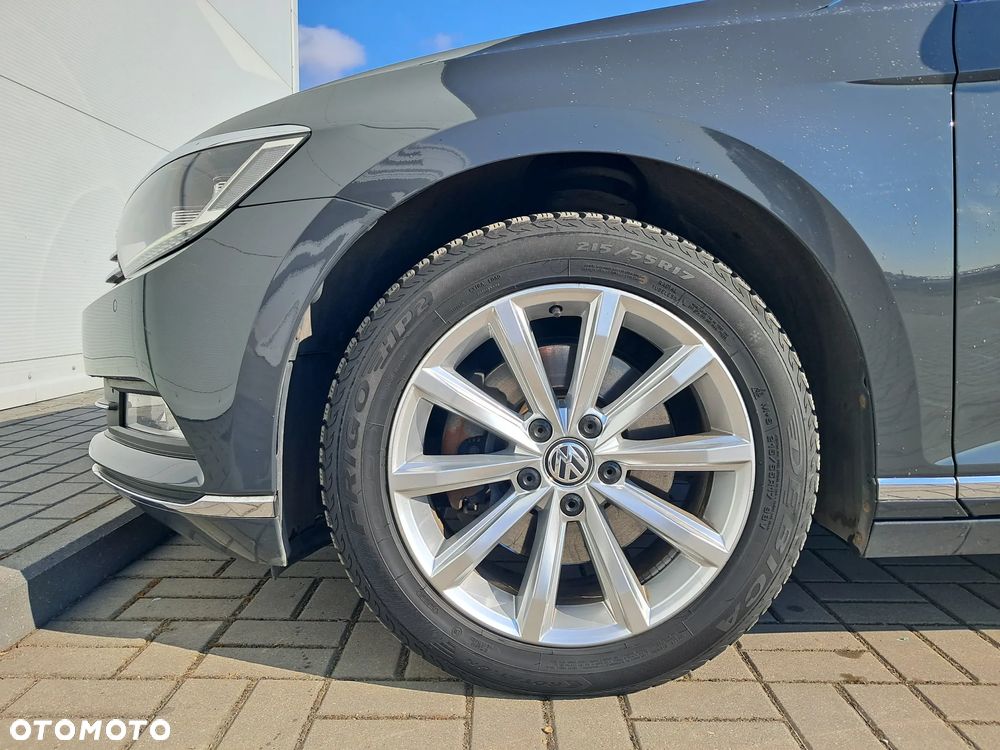 Volkswagen Passat - 9