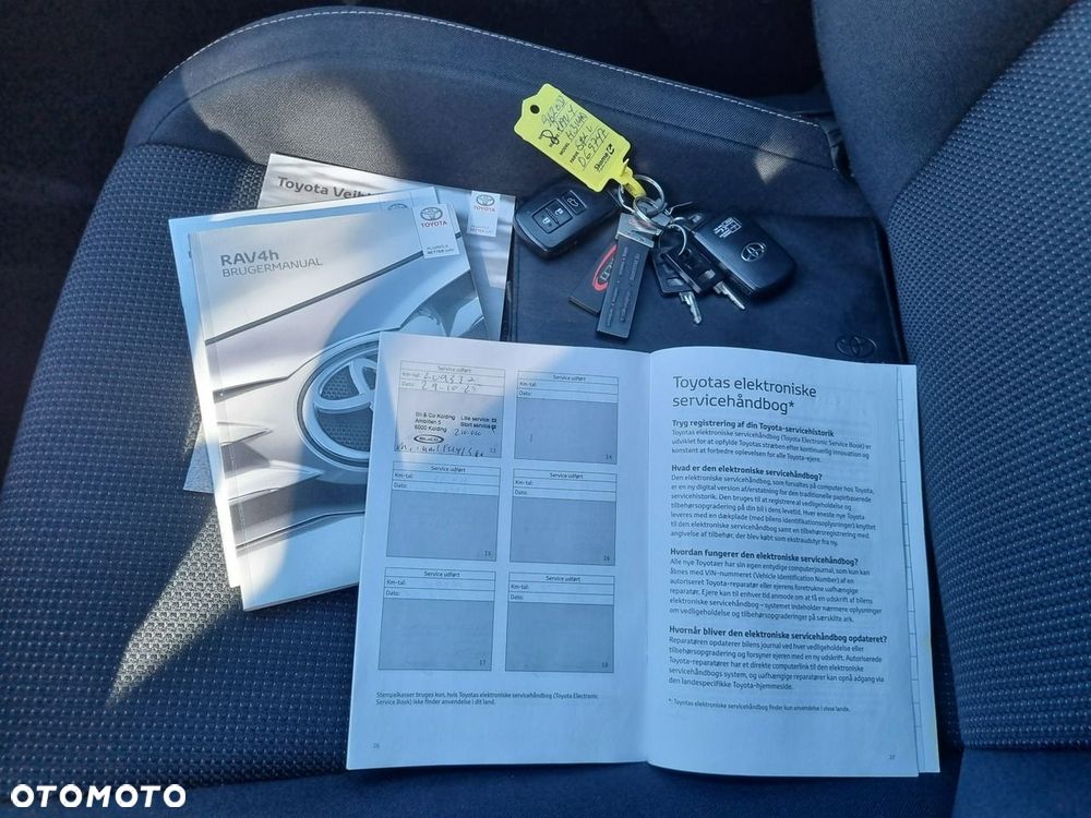 Toyota RAV4 - 26