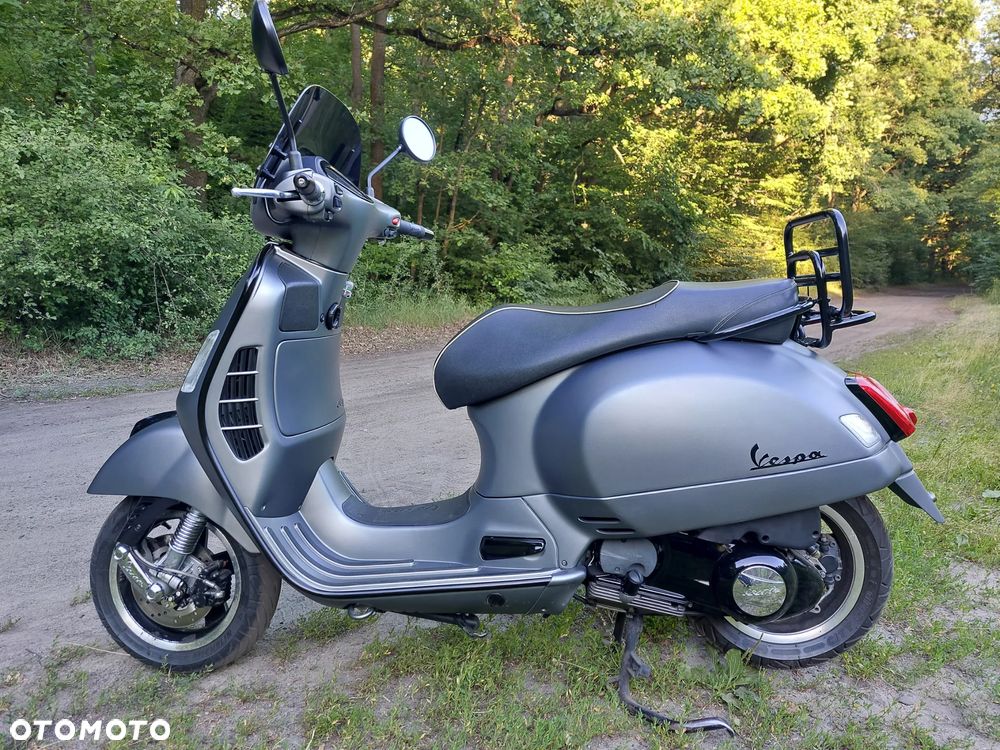 Vespa GTS - 10