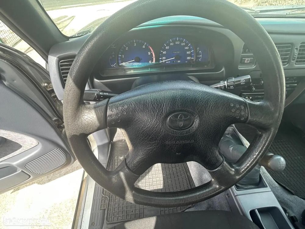 Toyota Hilux 2.5 D4-D Tracker - 15