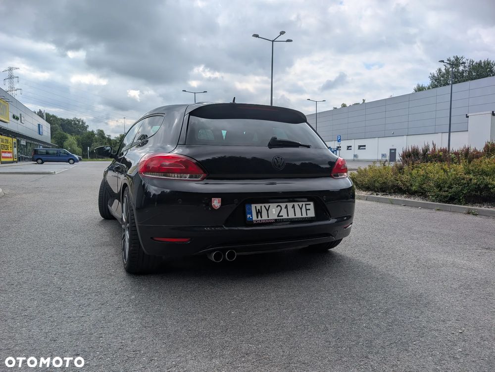 Volkswagen Scirocco 2.0 TSI - 11