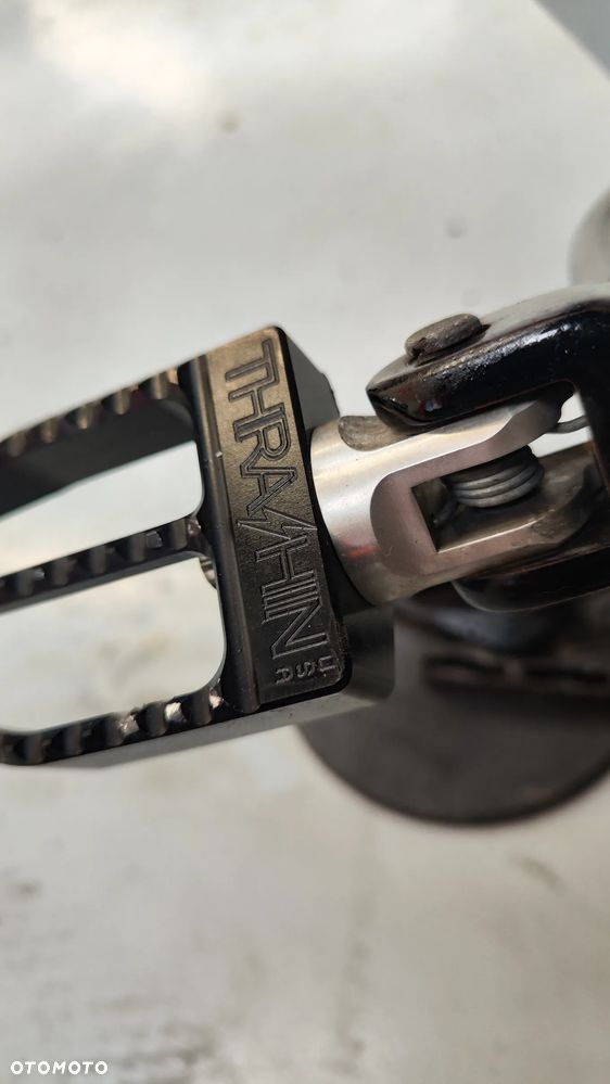 Harley-Davidson Softail Standard - 22