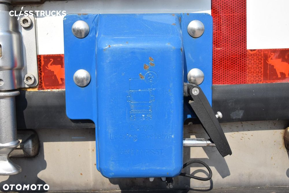 Schmitz Cargobull SKO FP 60 ThermoKing SLXi 300 - 9