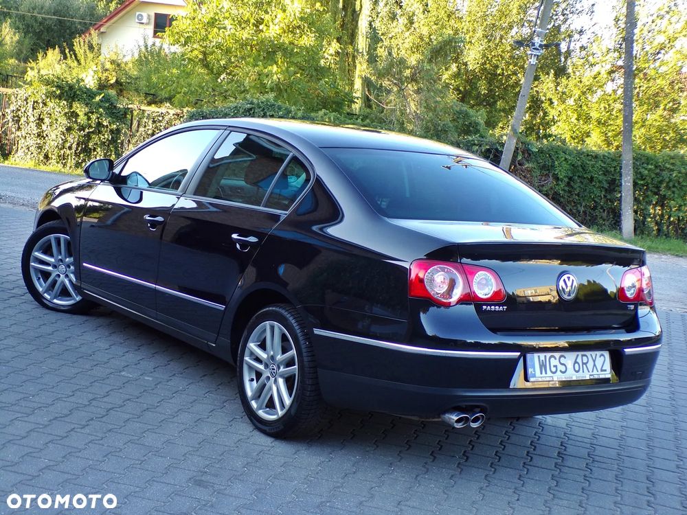 Volkswagen Passat 1.8 TSI Highline - 14