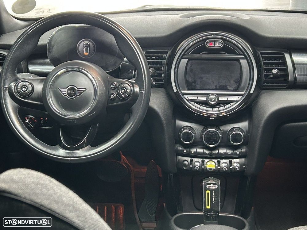 MINI 3 Portas Cooper SE - 12