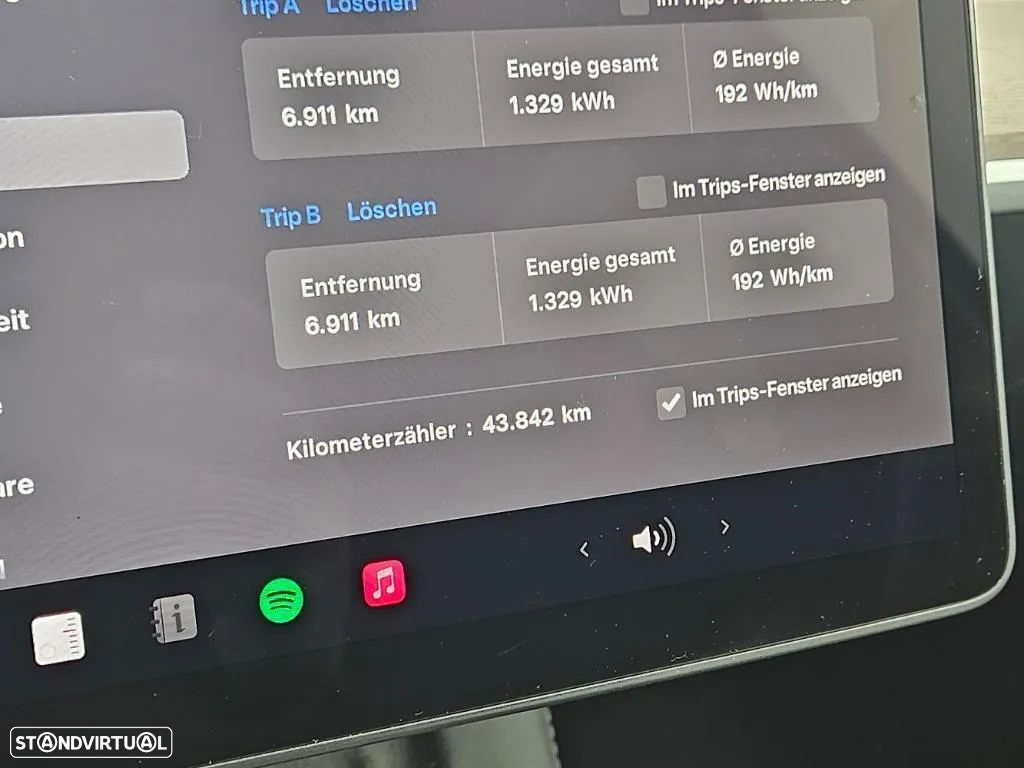 Tesla Model Y Long Range Dual Motor AWD - 7