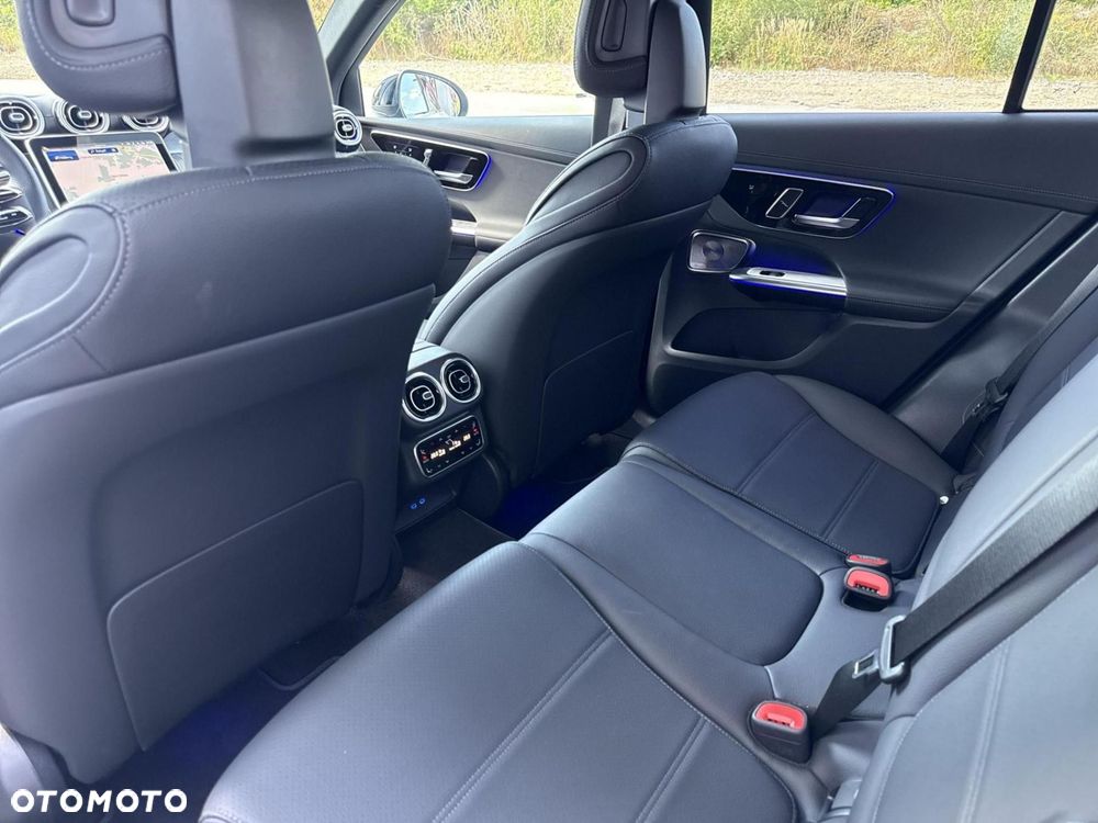 Mercedes-Benz GLC - 17