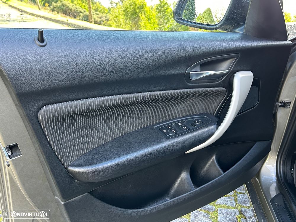 BMW 116 d Advantage Auto - 15