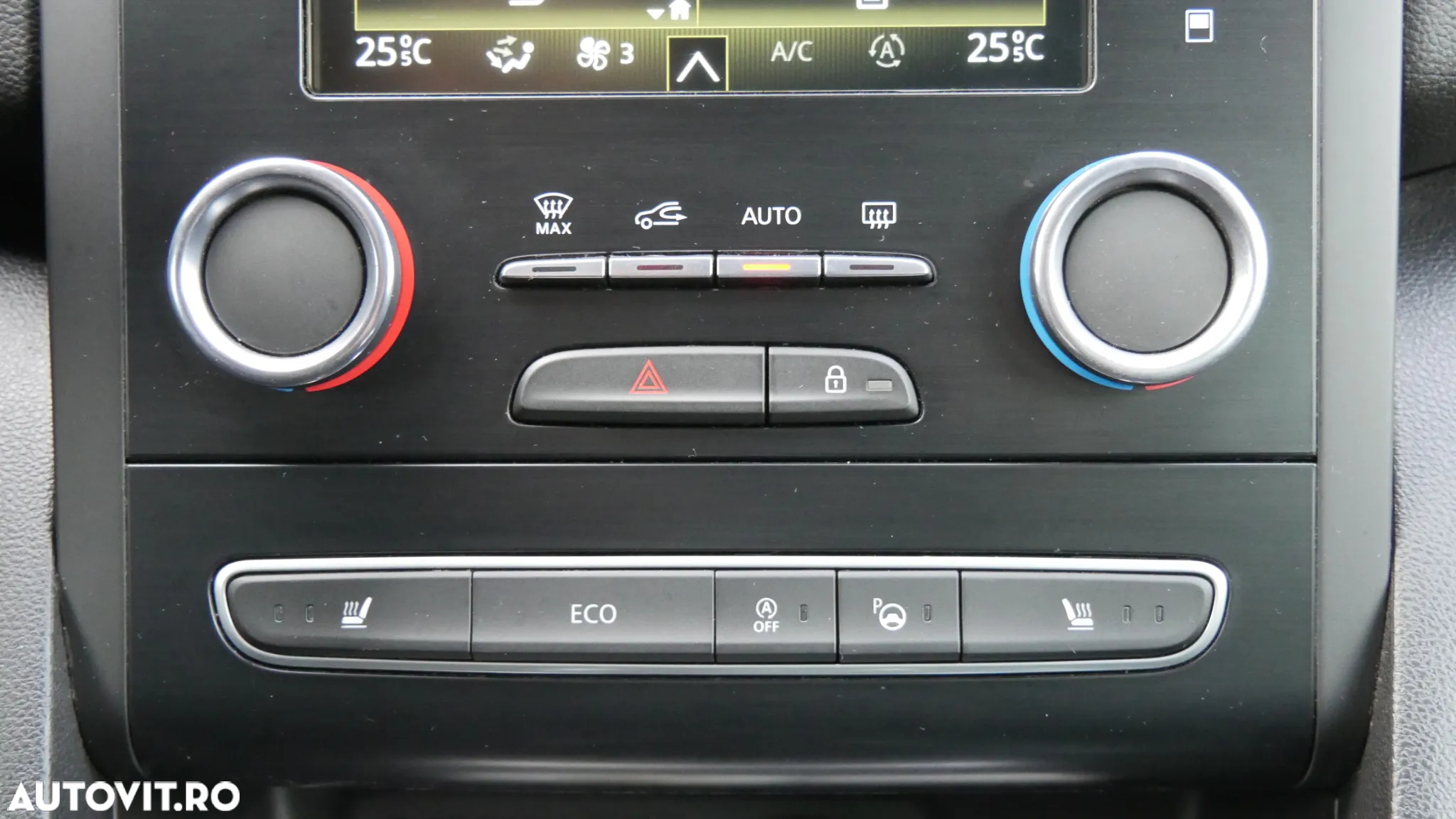 Renault Megane Grandtour TCe 140 GPF BOSE EDITION - 15