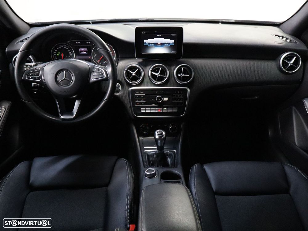 Mercedes-Benz A 160 d Urban - 8