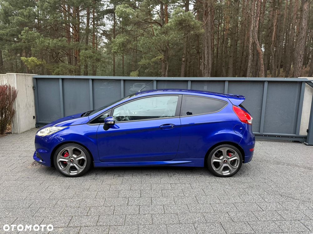Ford Fiesta 1.6 EcoBoost ST - 30