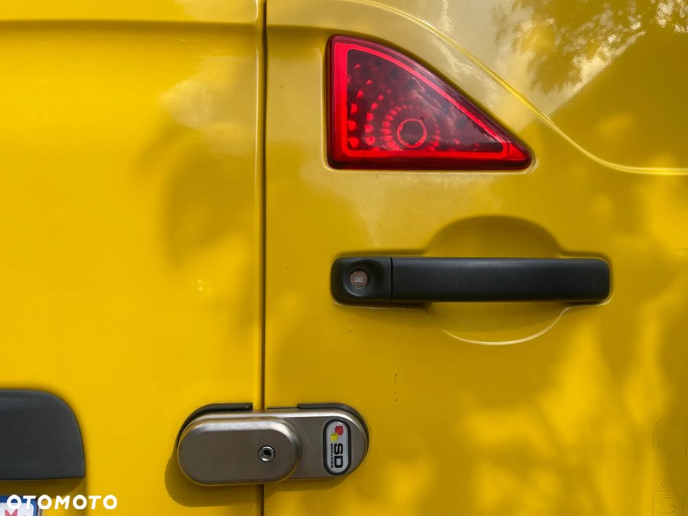 Renault e-Master - 39