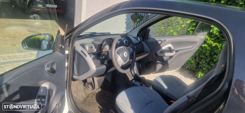 Smart Fortwo Coupé 1.0 mhd Pure 61 — fotografia 11