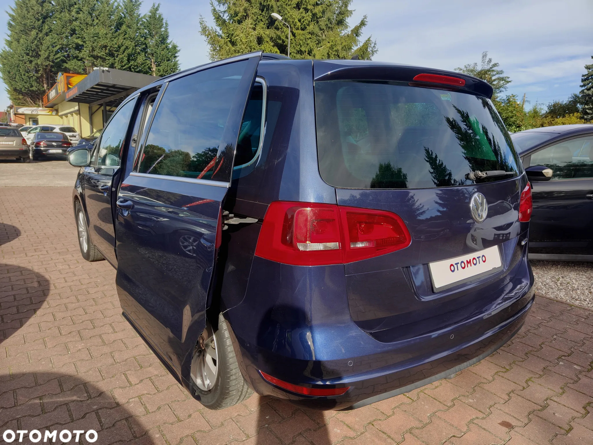 Volkswagen Sharan 2.0 TDI Trendline DSG - 13