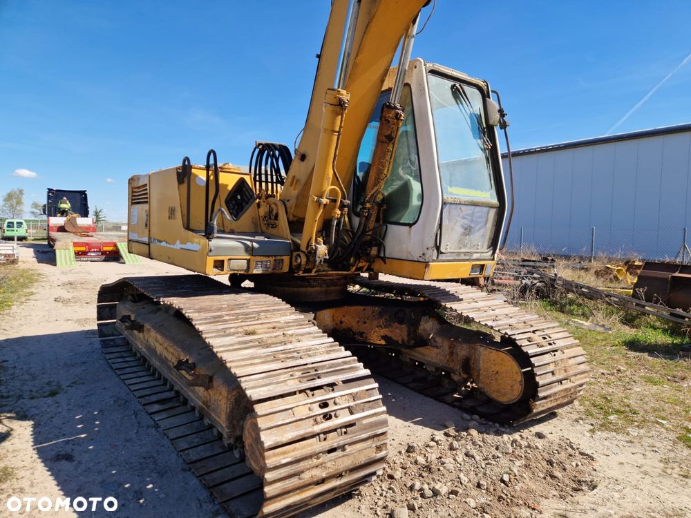 Liebherr R902HDS - 6