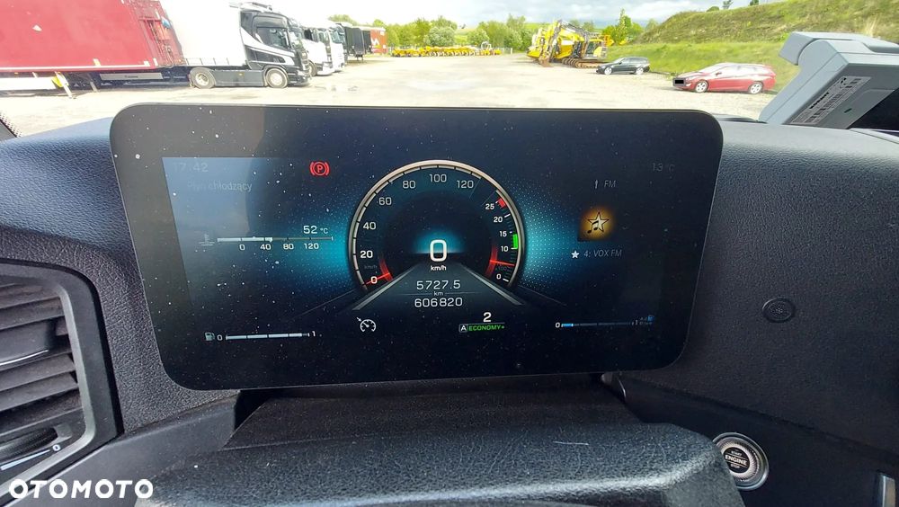 Mercedes-Benz Actros - 10