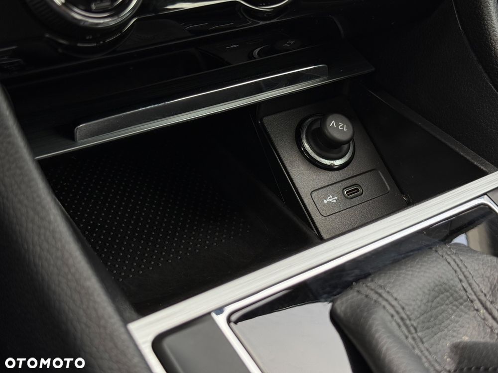 Skoda Superb 2.0 TDI SCR Ambition DSG - 24
