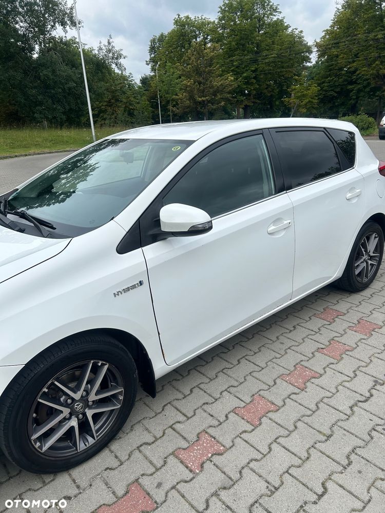 Toyota Auris - 11