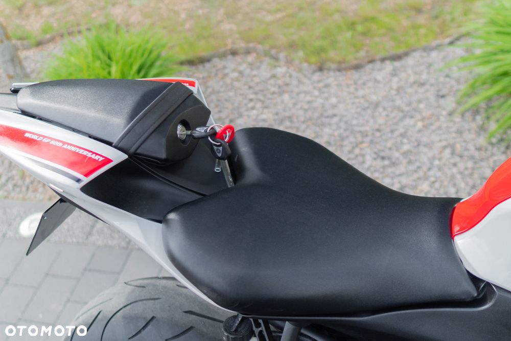 Yamaha R7 - 18