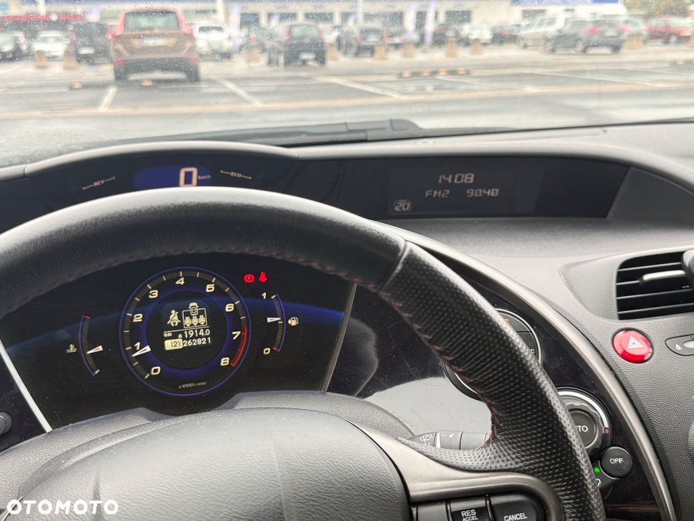 Honda Civic 1.8 Executive - 17