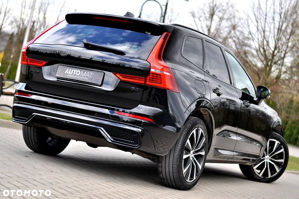 Volvo XC 60 B4 B Plus Dark - 9