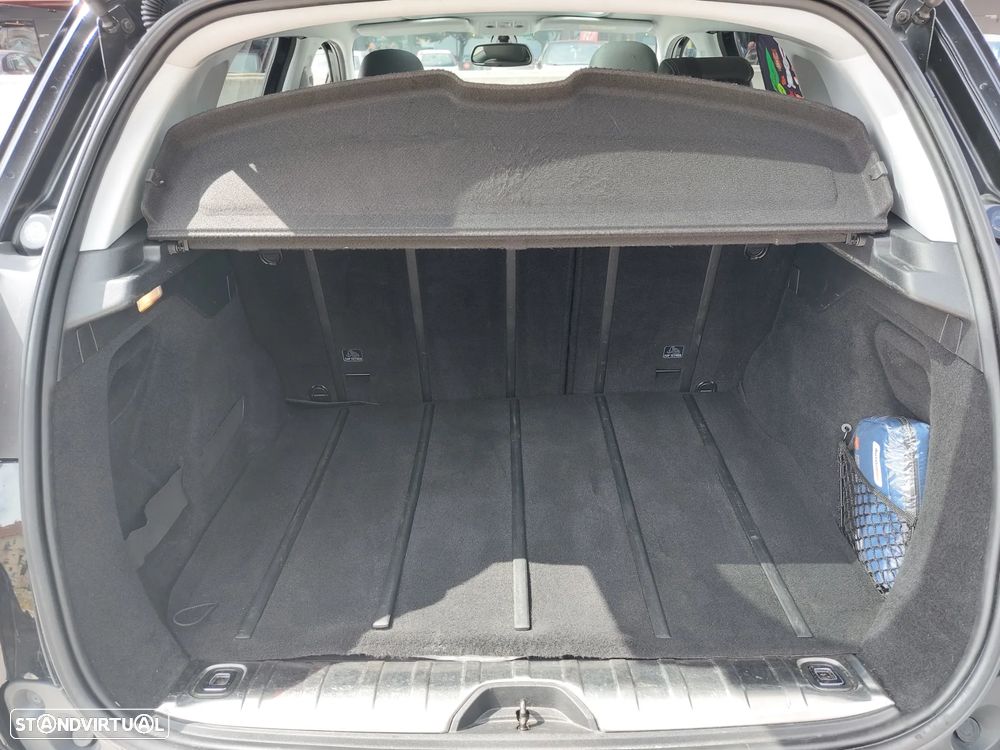 Peugeot 2008 1.2 PureTech Allure - 12