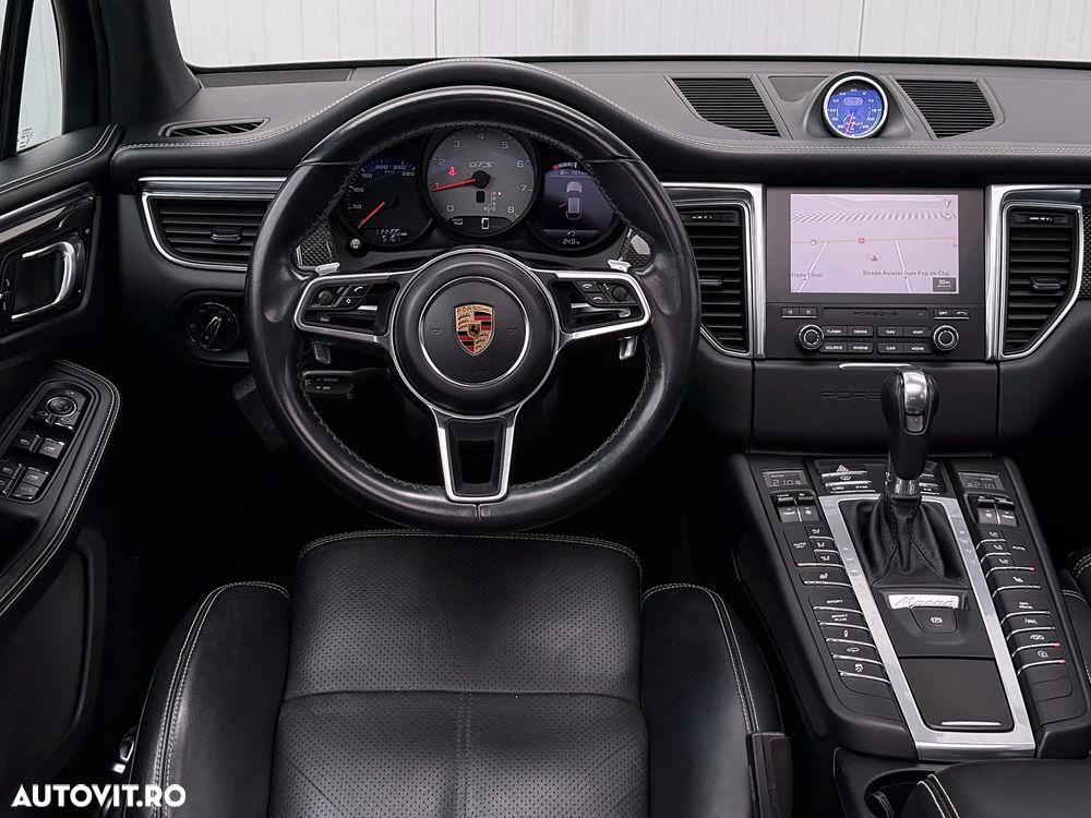 Porsche Macan - 23
