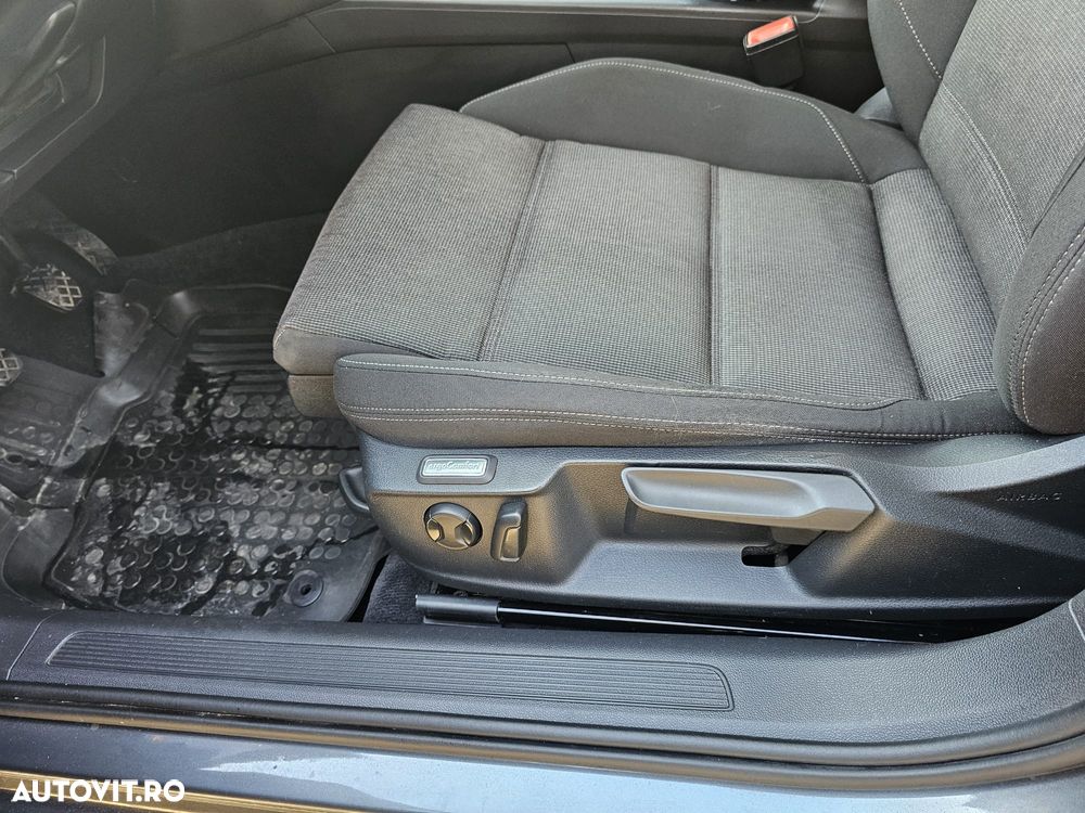 Volkswagen Passat 2.0 TDI Comfortline - 11