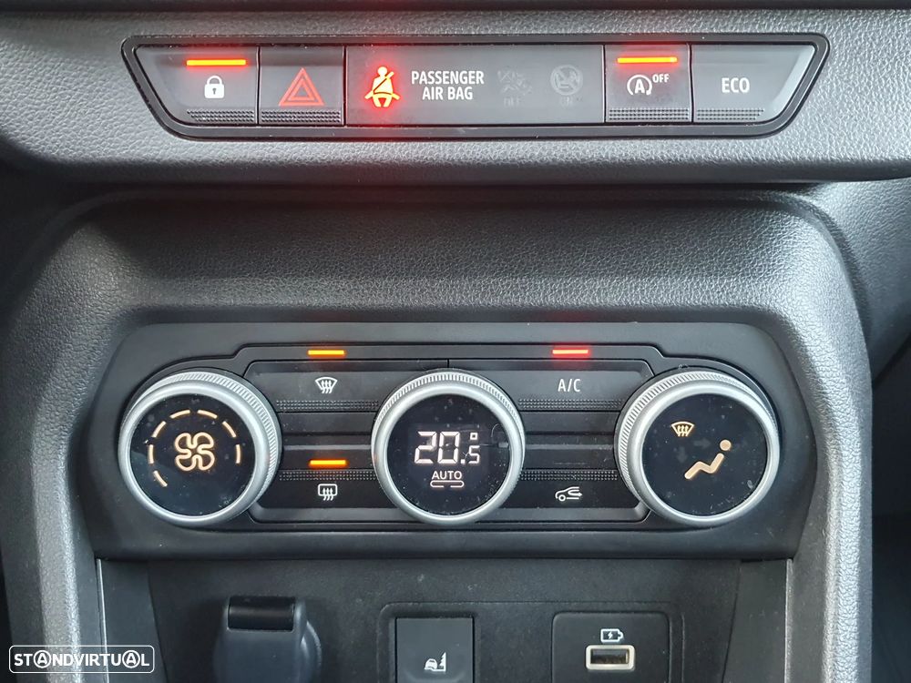 Dacia Sandero - 33
