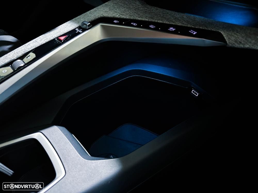 Peugeot 3008 1.2 Hybrid Allure e-DCS6 - 33