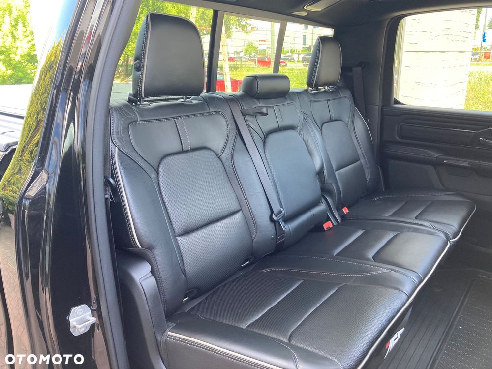 RAM 1500 5.7 Crew Cab Limited - 23