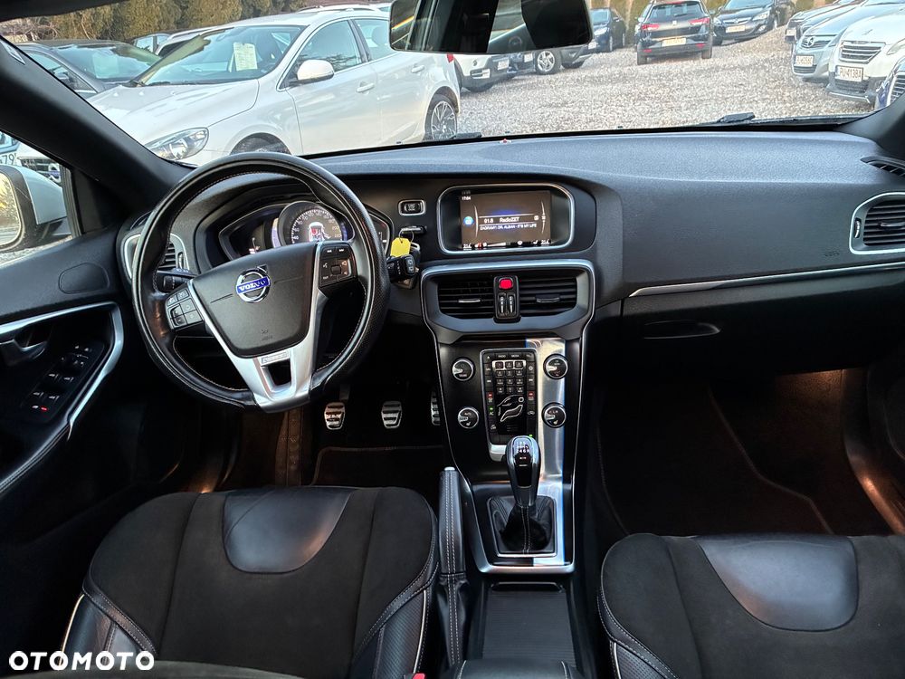 Volvo V40 D2 RDesign - 12