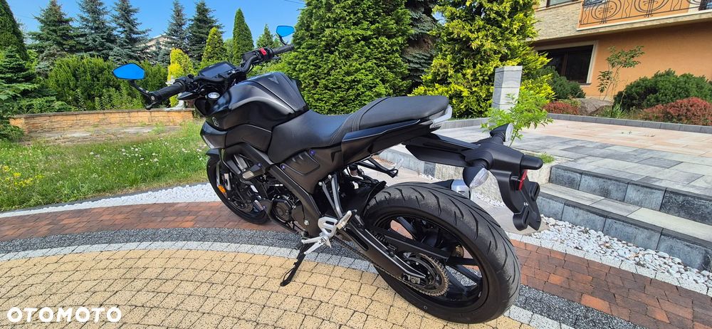 Yamaha MT - 5