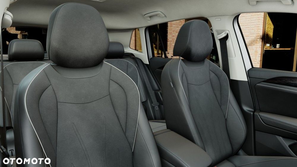 Volkswagen Tiguan 2.0 TSI 4Mot Elegance DSG - 9