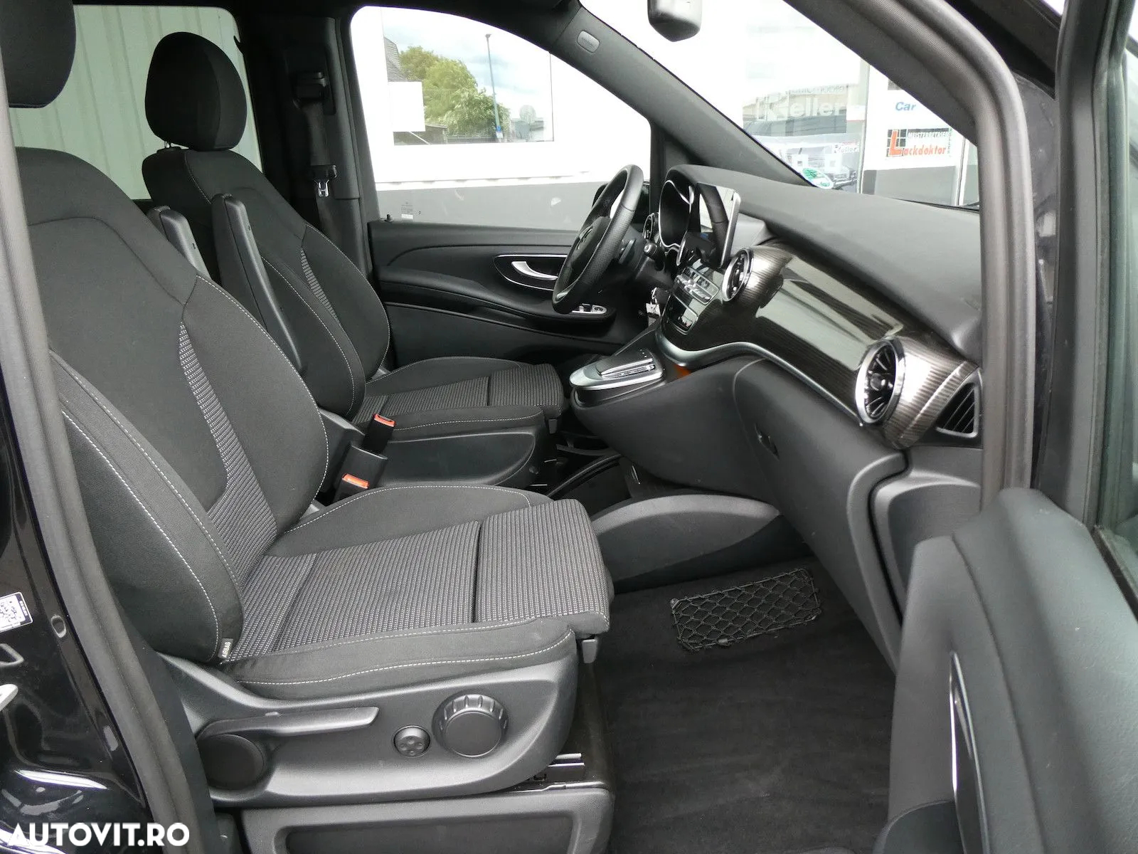 Mercedes-Benz V 300 d Combi Extra-lung 237 CP AWD 9AT - 9