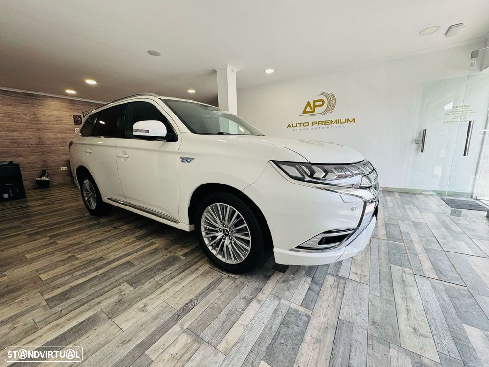 Mitsubishi Outlander 2.4 Instyle - 5