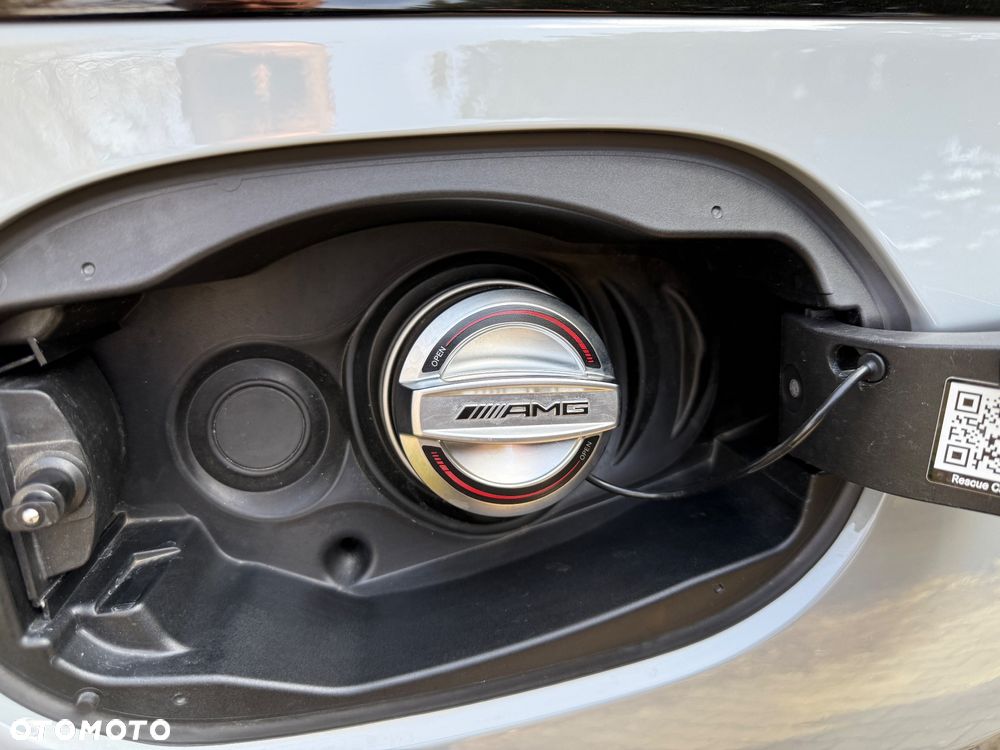 Mercedes-Benz Klasa E AMG 53 4Matic+ AMG SPEEDSHIFT TCT 9G - 23