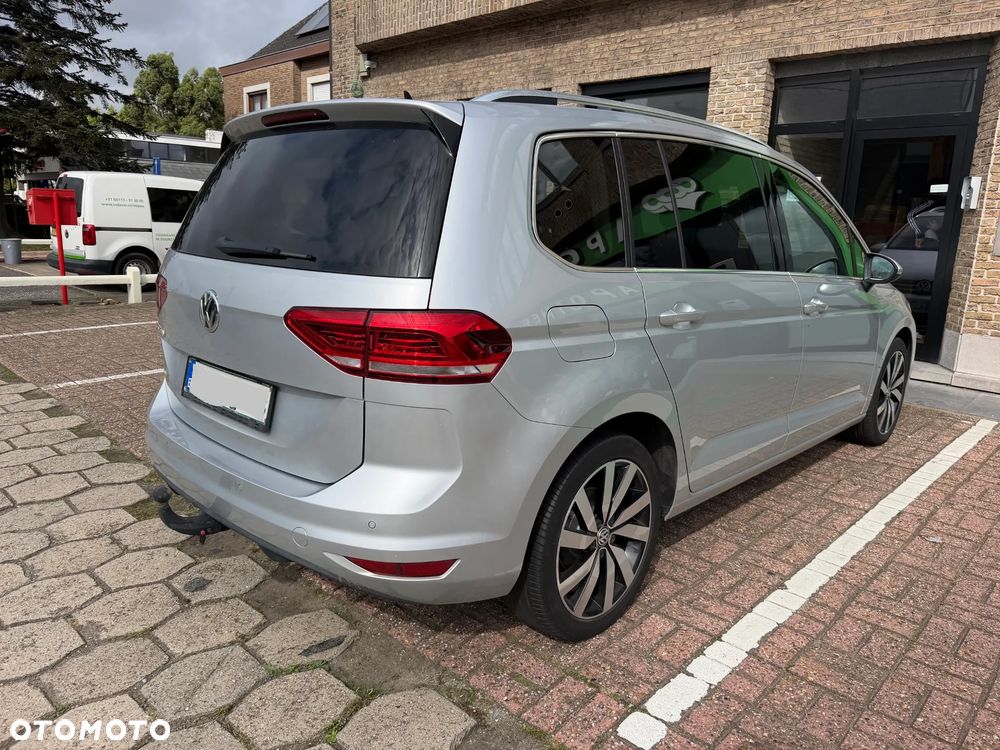 Volkswagen Touran - 2