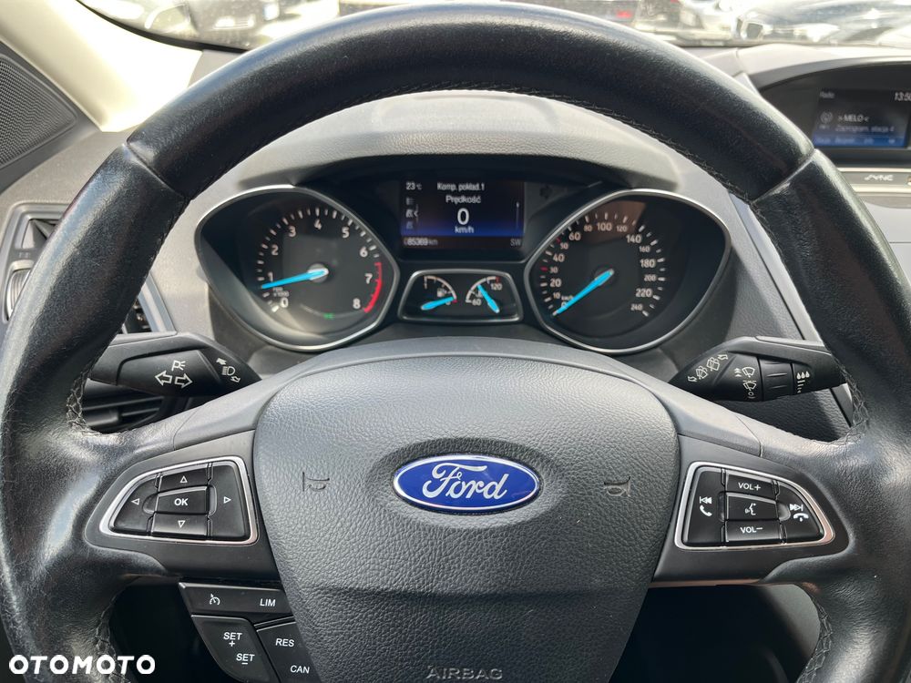 Ford Kuga 1.5 EcoBoost 2x4 SYNC - 11