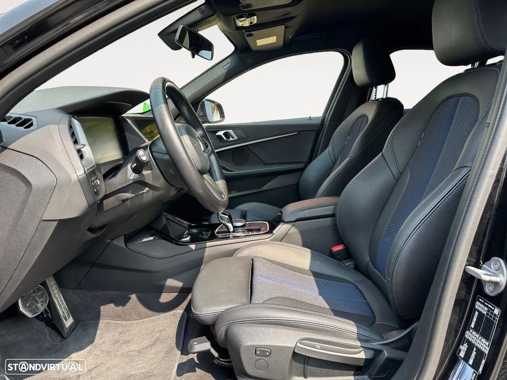 BMW 116 d Pack Desportivo M Auto - 10