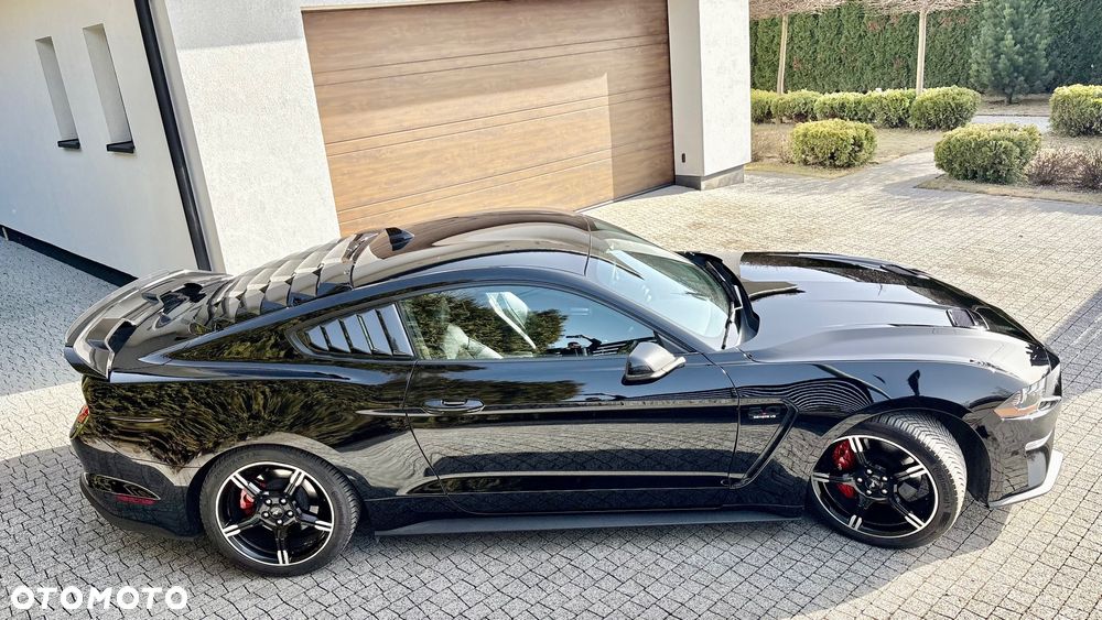 Ford Mustang - 16