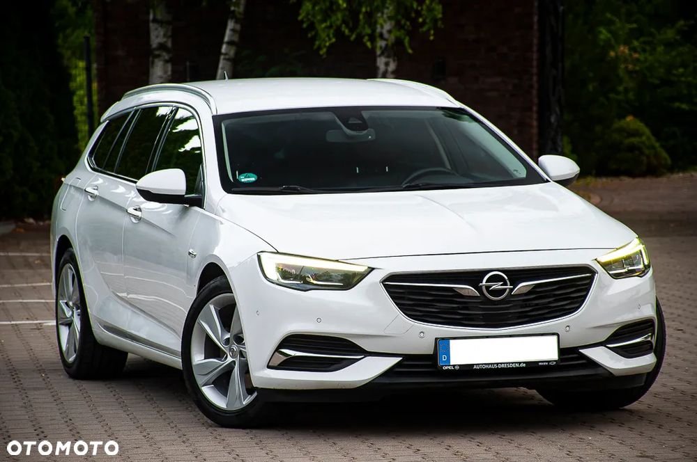 Opel Insignia 2.0 BiTurbo 4x4 Ultimate Exclusive - 1