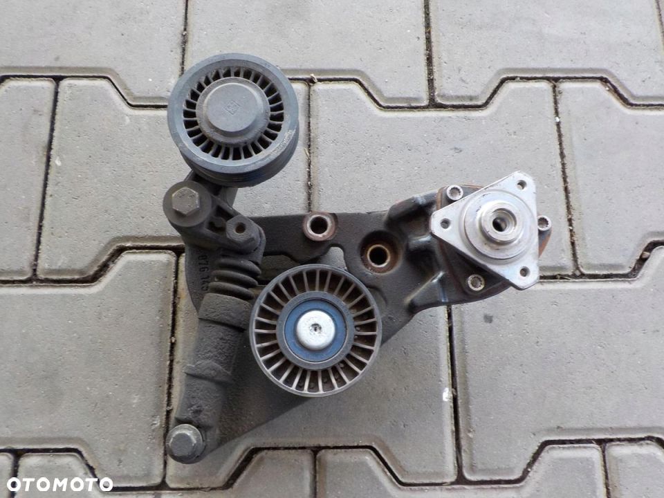 CRAFTER 2.5TDI ŁAPA WENTYLATORA WISKOZY NAPINACZ - 1