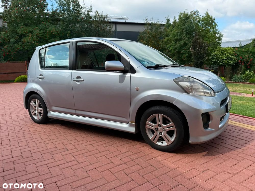 Daihatsu Sirion 1.3 - 4