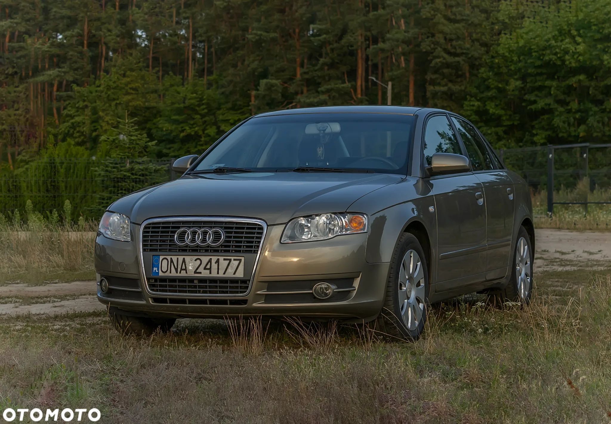 Audi A4 2.0 - 1