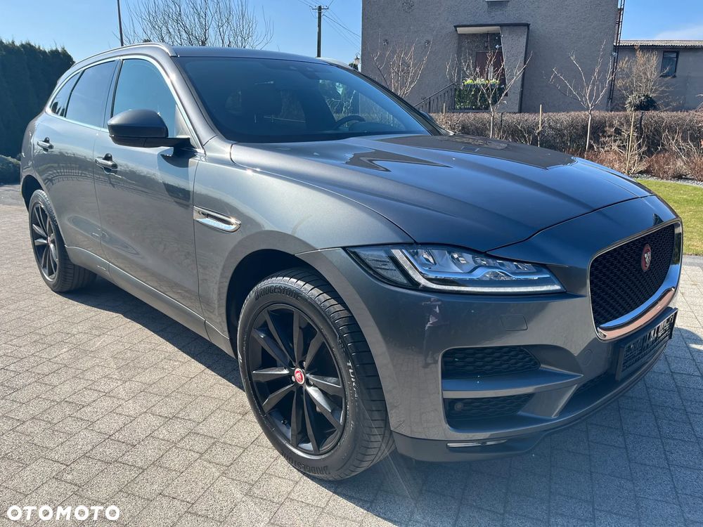Jaguar F-Pace 20d Portfolio - 4
