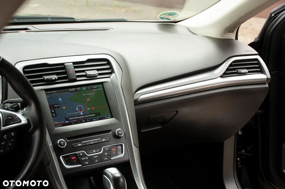 Ford Mondeo - 17