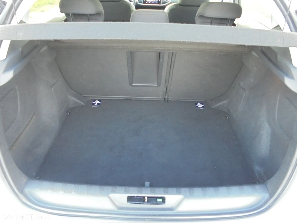 Peugeot 308 BlueHDi 130 Stop & Start Tech Edition - 29