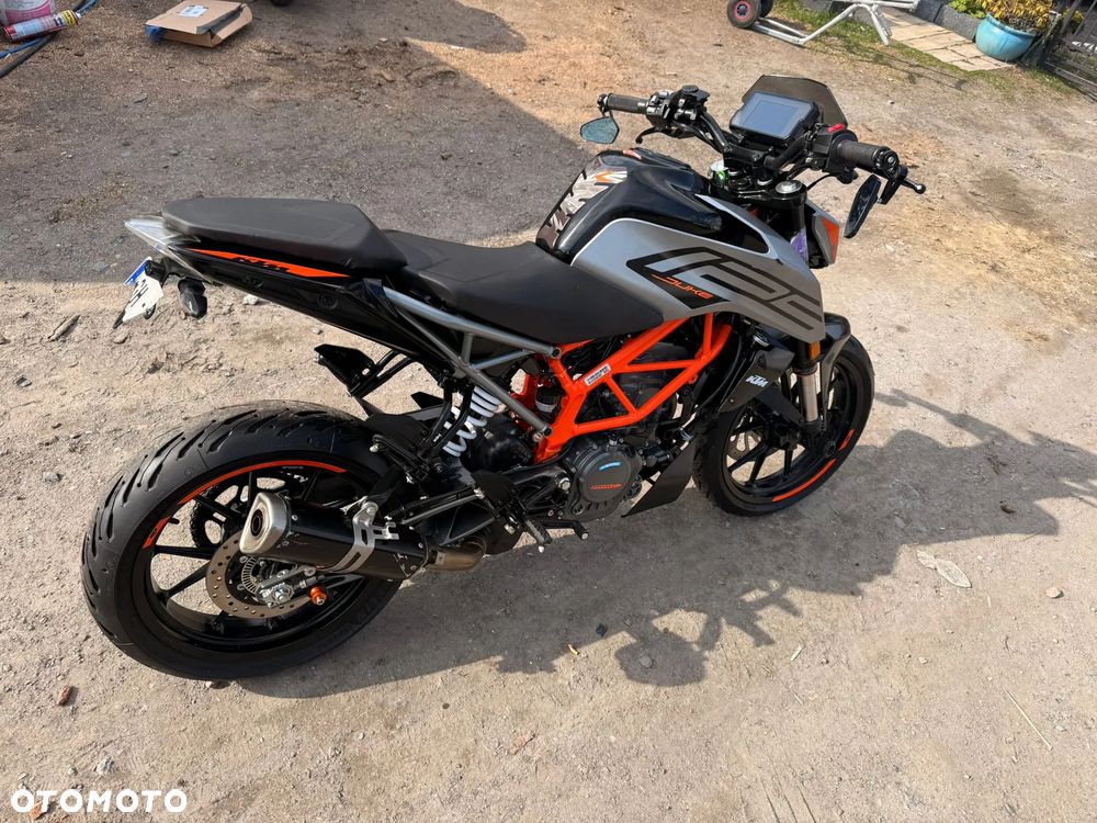 KTM Duke - 21