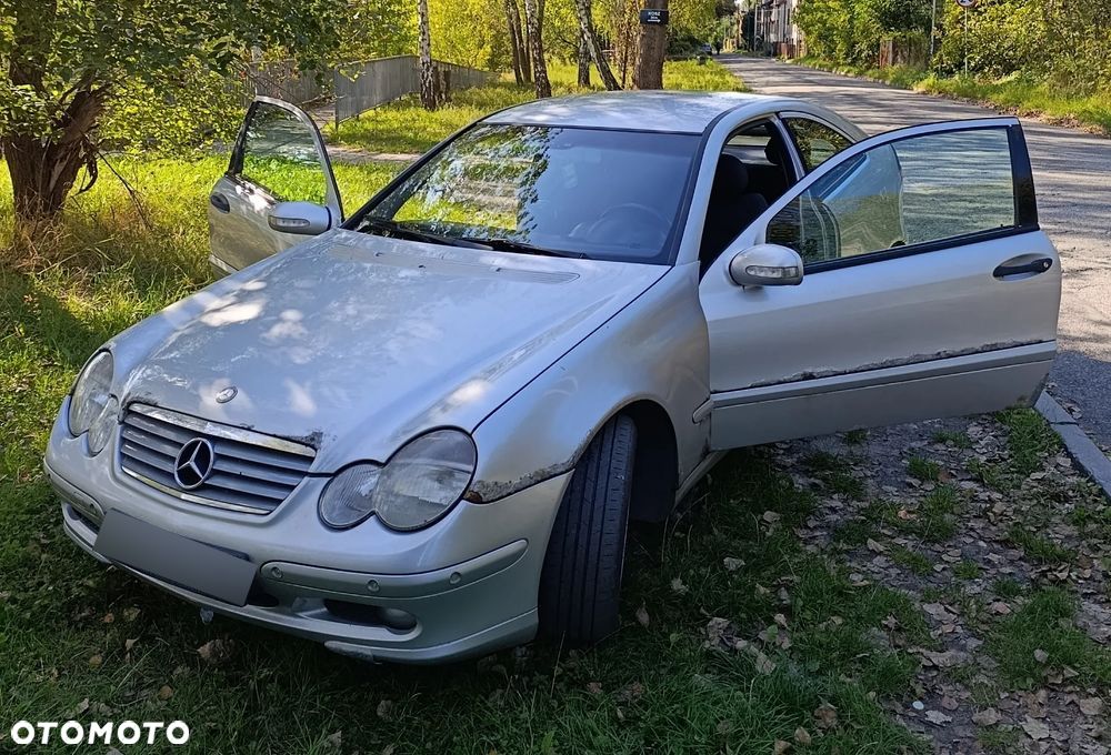 Mercedes-Benz Klasa C 180 - 4